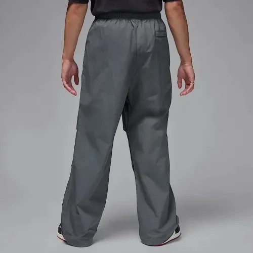 Брюки Nike Jordan Essentials мужские Woven Pants FV7306-068 фото 2 — интернет-магазин Tapok