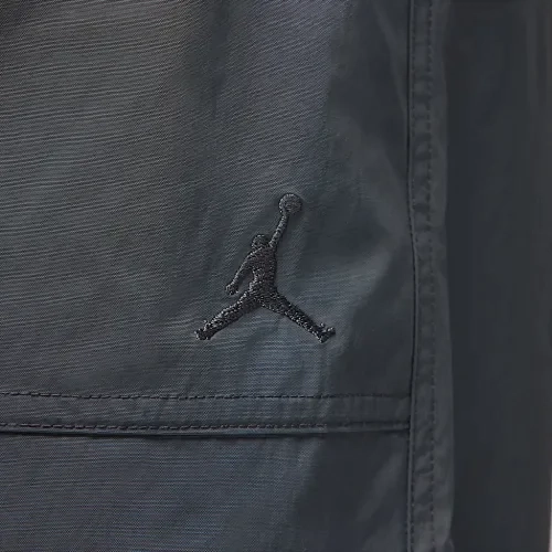 Брюки Nike Jordan Essentials мужские Woven Pants FV7306-068 фото 4 — интернет-магазин Tapok
