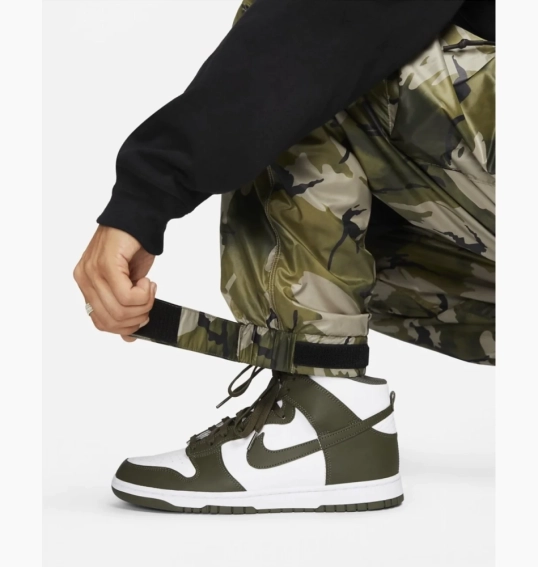 Брюки Nike Sportswear Tech Pack DV4470-351 фото 3 — интернет-магазин Tapok
