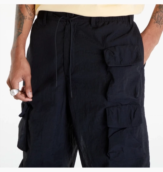 Штани Nike Sportswear Tech Pack Woven Mesh Pants Black FQ3868-010 фото 3 — інтернет-магазин Tapok