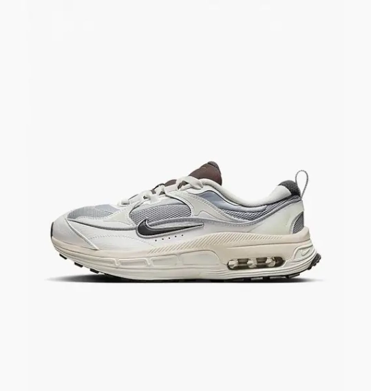 Кросівки Nike Bliss DZ4707-001 фото 1 — інтернет-магазин Tapok