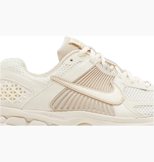 Кросівки Nike Zoom Vomero 5 Beige FQ6868-111 фото 3 — інтернет-магазин Tapok