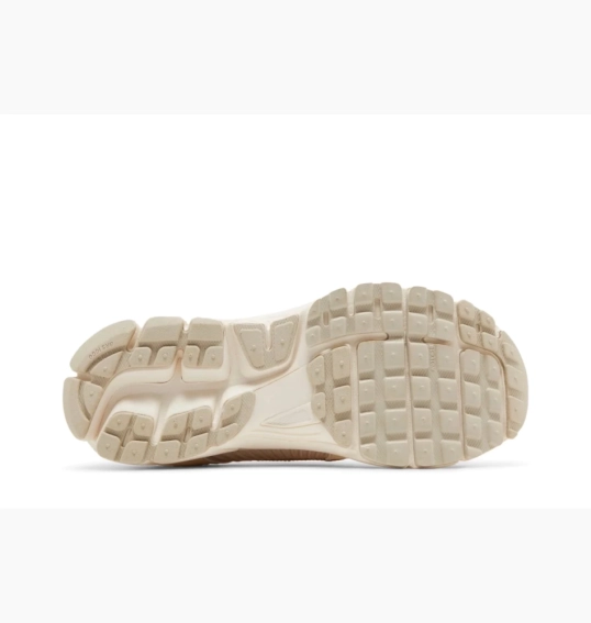 Кросівки Nike Zoom Vomero 5 Beige FQ6868-111 фото 5 — інтернет-магазин Tapok