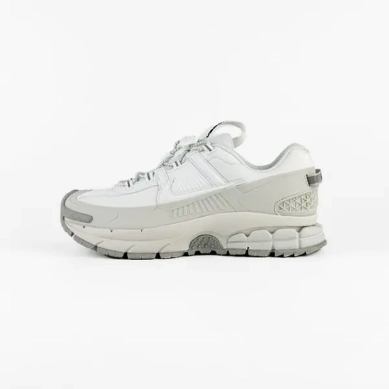 Кросівки NIKE ZOOM VOMERO ROAM HV5951-100 фото 1 — інтернет-магазин Tapok