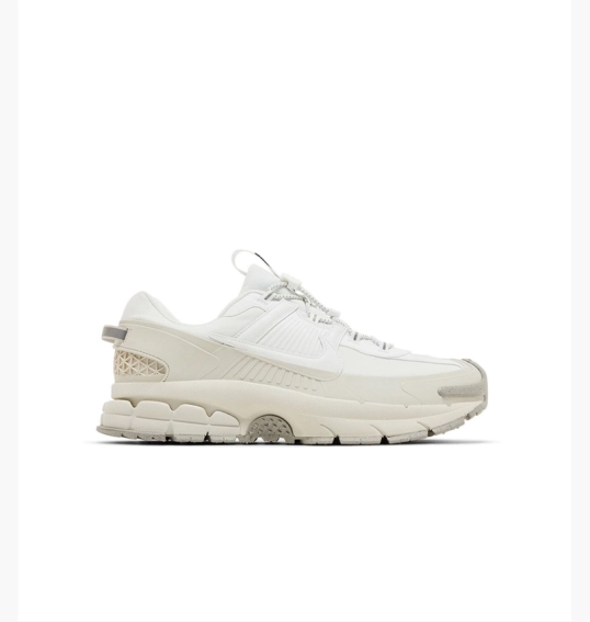 Кросівки чоловічі Nike Zoom Vomero Roam White/Beige HV5951-100 фото 7 — інтернет-магазин Tapok