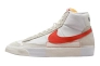 Кроссовки Nike Blazer Mid Pro Club DQ7673-101 Фото 1