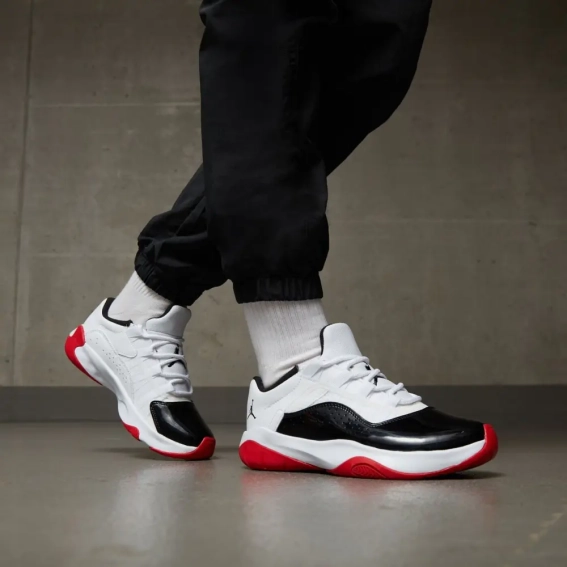 Кросівки AIR JORDAN 11 CMFT LOW GS CZ0907-102 фото 5 — інтернет-магазин Tapok
