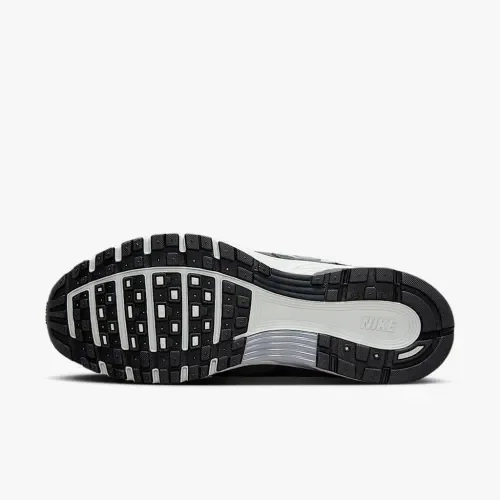 Кроссовки Nike P-6000 Winterized HQ3818-001 фото 2 — интернет-магазин Tapok