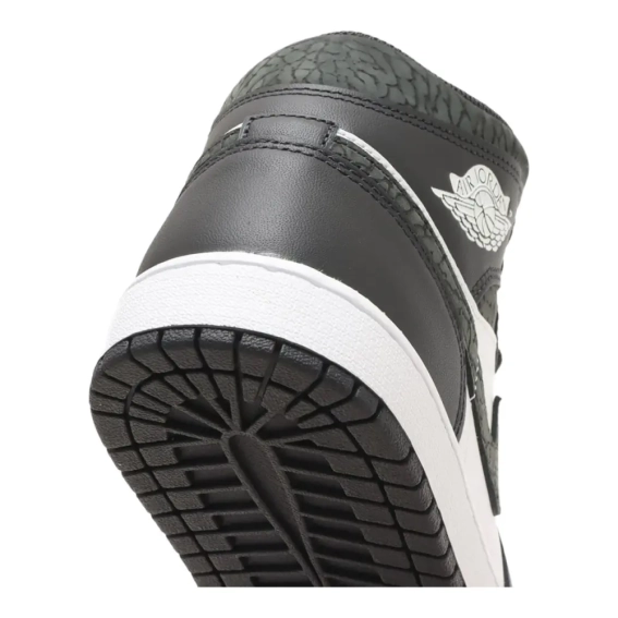 Кросівки чоловічі Air Jordan 1 Mid Se Panda Elephant FB9911-001 фото 4 — інтернет-магазин Tapok