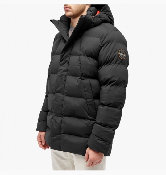Куртка Napapijri 20-22 Long Puffer Jacket Black NP0A4HEJ0411 фото 3 — интернет-магазин Tapok