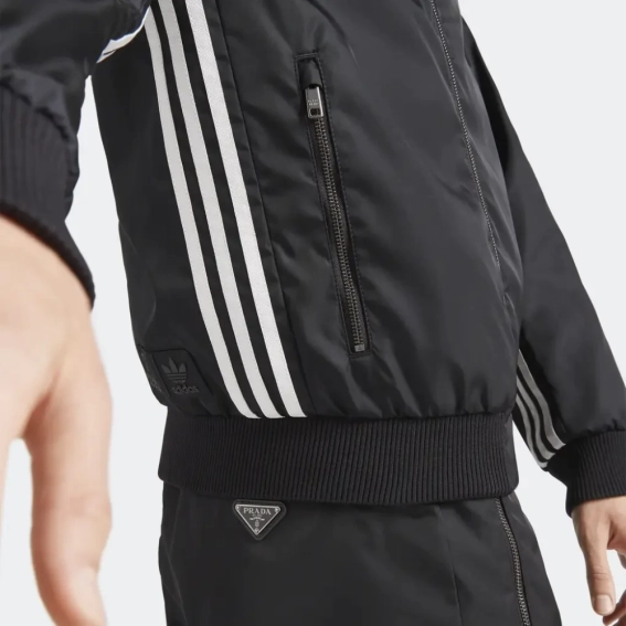 Куртка Prada x Adidas Re-Nylon track jacket HN3990 фото 3 — інтернет-магазин Tapok
