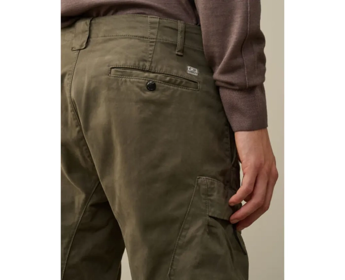 Штани C.P. Company Stretch Sateen Ergonomic Lens Cargo 17CMPA121A-005529G-674 фото 2 — інтернет-магазин Tapok