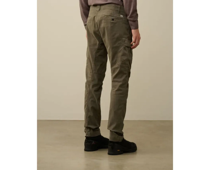 Штани C.P. Company Stretch Sateen Ergonomic Lens Cargo 17CMPA121A-005529G-674 фото 9 — інтернет-магазин Tapok