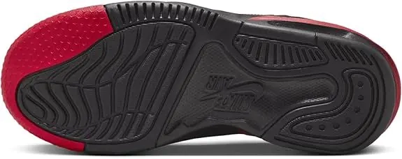 Кросівки JORDAN MAX AURA 5 (GS) DZ4352-006 фото 4 — інтернет-магазин Tapok