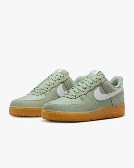 Кросівки Nike Air Force 1 07 LV 8 FQ8714-300 фото 2 — інтернет-магазин Tapok