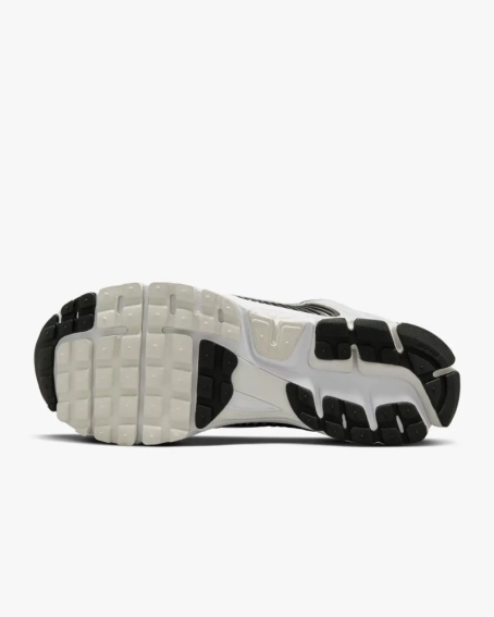Кроссовки Nike Zoom Vomero 5 FB9149-101 фото 8 — интернет-магазин Tapok