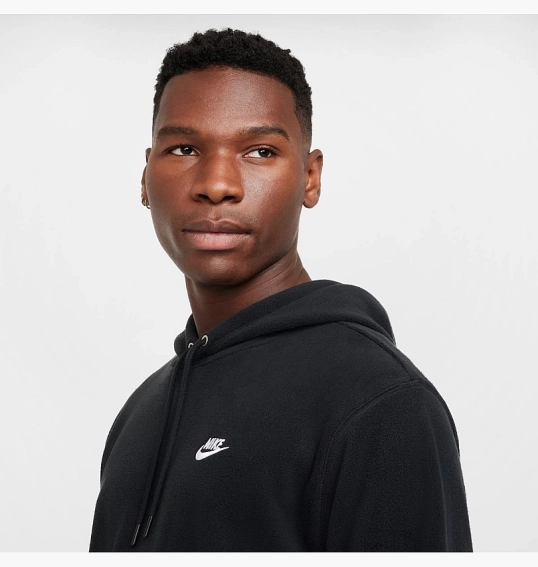 Худые мужские Nike Club Winterized Hoodie Black FZ0660-010 фото 3 — интернет-магазин Tapok