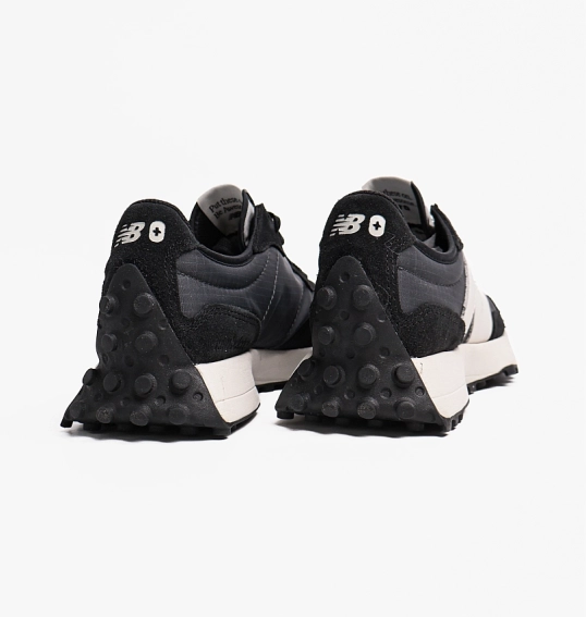 Кросівки чоловічі New Balance Figs X 327 Black/Grey U327FB фото 5 — інтернет-магазин Tapok