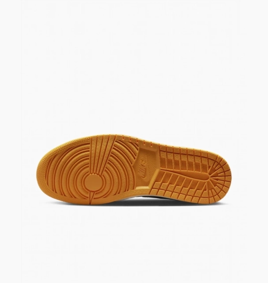 Кросівки унісекс Nike Air Jordan 1 Retro High Og Yellow 555088-711 фото 2 — інтернет-магазин Tapok
