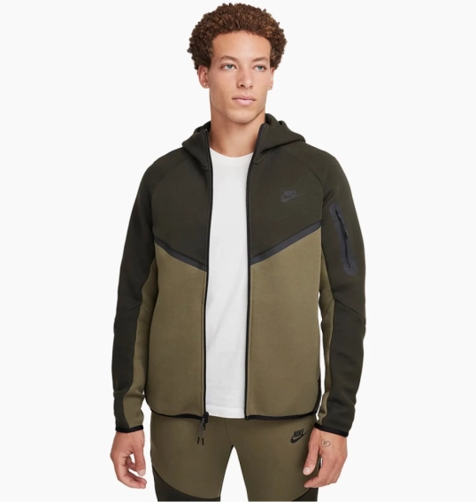 Толстовка чоловіча Nike Windrunner Tech Olive HV0949-355 фото 1 — інтернет-магазин Tapok