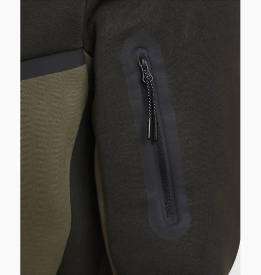 Толстовка чоловіча Nike Windrunner Tech Olive HV0949-355 фото 5 — інтернет-магазин Tapok