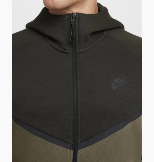 Толстовка чоловіча Nike Windrunner Tech Olive HV0949-355 фото 10 — інтернет-магазин Tapok