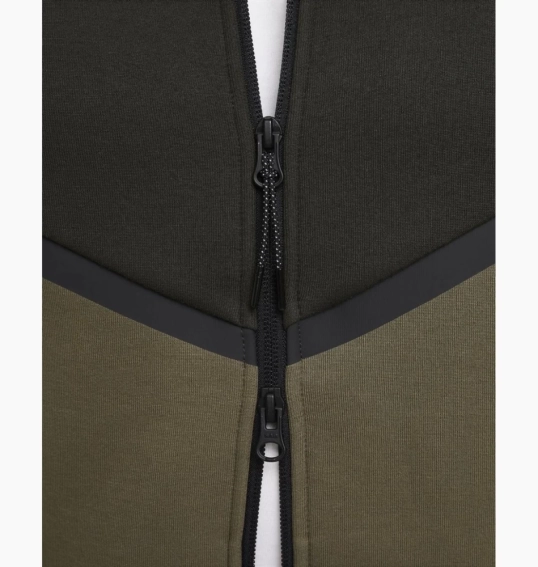 Толстовка чоловіча Nike Windrunner Tech Olive HV0949-355 фото 11 — інтернет-магазин Tapok