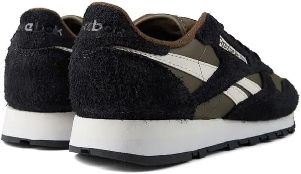 Кросівки Reebok Classic IG9469 фото 3 — інтернет-магазин Tapok
