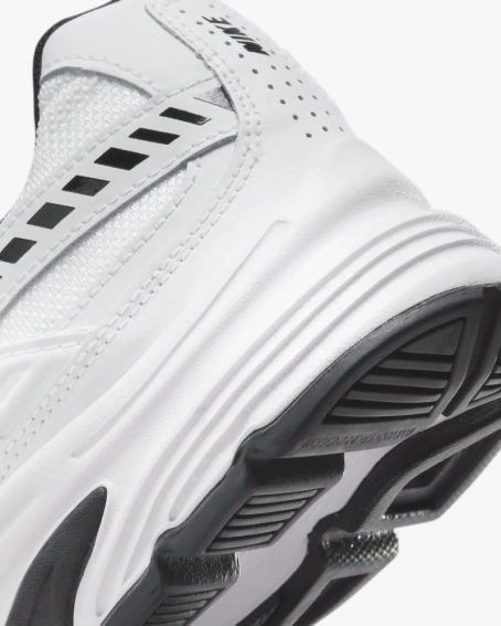 Кросівки Nike WMNS INITIATOR FQ6873-101 фото 7 — інтернет-магазин Tapok