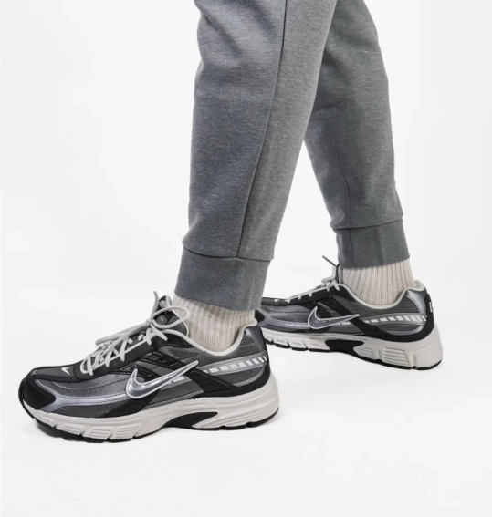 Брюки мужские Nike M Dri-Fit Uv Primary Jogger Pant (FZ0975-065) фото 4 — интернет-магазин Tapok