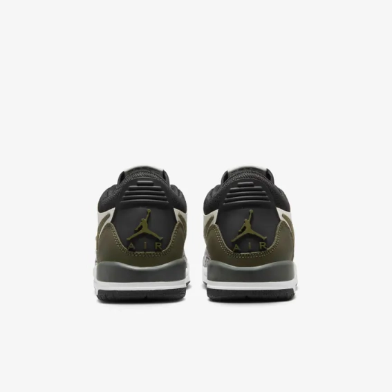 Кроссовки Nike AIR JORDAN LEGACY 312 LOW (GS) CD9054-120 фото 4 — интернет-магазин Tapok