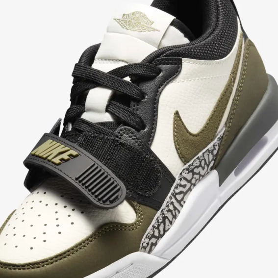 Кроссовки Nike AIR JORDAN LEGACY 312 LOW (GS) CD9054-120 фото 5 — интернет-магазин Tapok