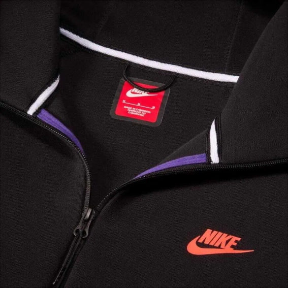 Толстовка Nike Tech Fleece zip (purple/black) HF4432-504 фото 4 — интернет-магазин Tapok