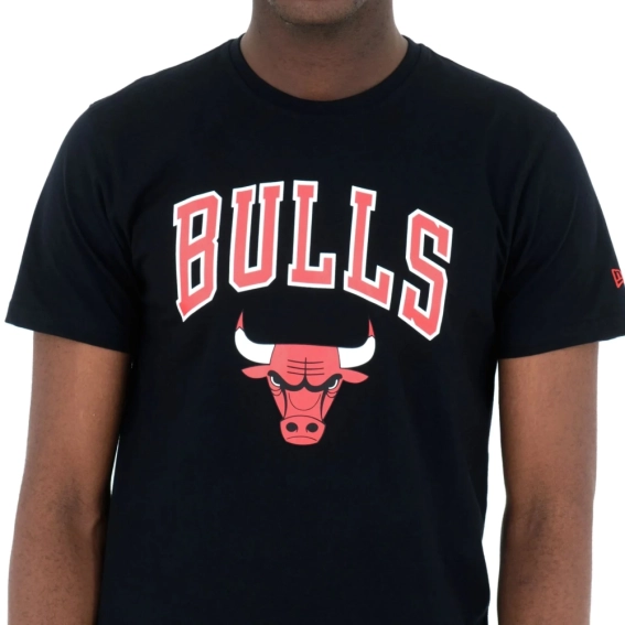 Футболка New Era NOS NBA REGULAR TEE BULLS 60416749 фото 3 — интернет-магазин Tapok