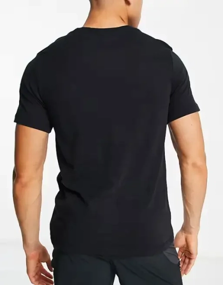 Футболка Nike Sportswear MenS T-Shirt Black DZ2727-010 фото 3 — інтернет-магазин Tapok
