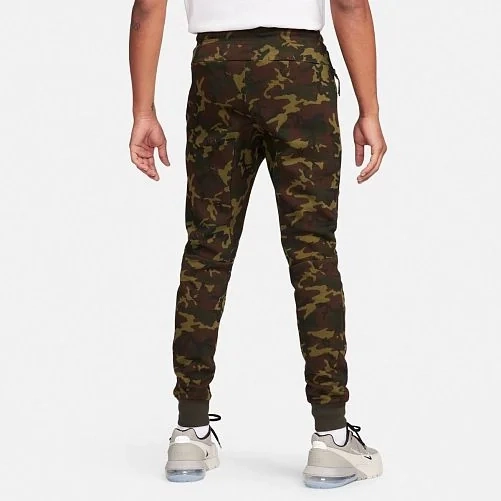 Брюки Nike M Nsw Tch Flc Jggr Og 10Yr Cam FN3925-355 фото 2 — интернет-магазин Tapok