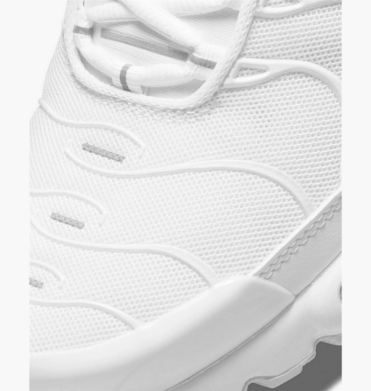 Кроссовки Nike Air Max Plus White DM2362-100 фото 8 — интернет-магазин Tapok