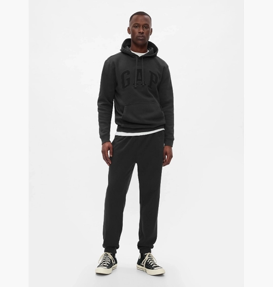 Штани чоловічі Gap Logo Joggers Black 659299001 фото 2 — інтернет-магазин Tapok