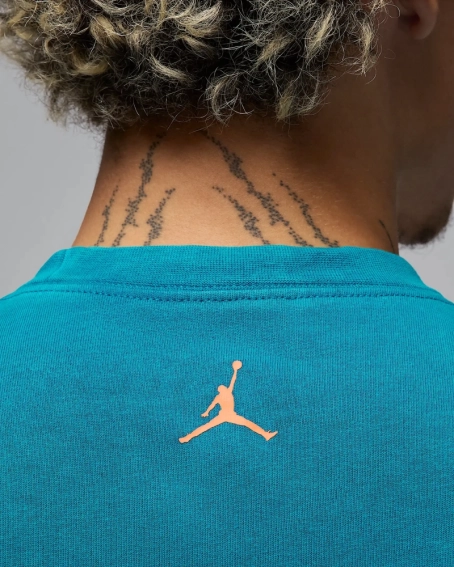 Футболка Jordan MREISSUE GX SS CREW HJ2356-301 фото 4 — интернет-магазин Tapok