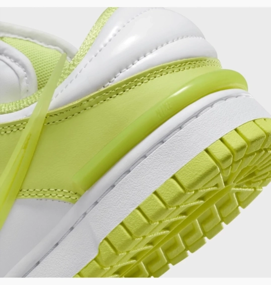 Кросівки Nike W DUNK LOW TWIST DZ2794-700 фото 8 — інтернет-магазин Tapok