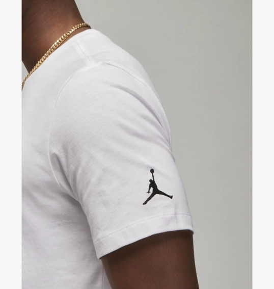 Футболка чоловіча Air Jordan Air Tee White Dm3182-100 фото 5 — інтернет-магазин Tapok