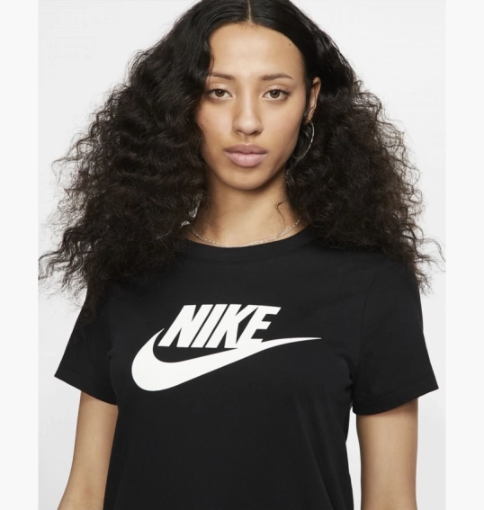 Футболка Nike W Nsw Tee Essntl Icon Futur Black BV6169-010 фото 8 — интернет-магазин Tapok