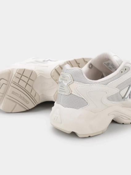 Кроссовки женские New Balance 725 (ML725AL) фото 4 — интернет-магазин Tapok