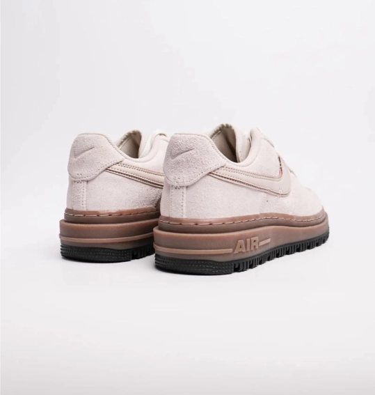 Кросівки чоловічі Nike Air Force 1 Low Luxe (HV2531-100) фото 6 — інтернет-магазин Tapok