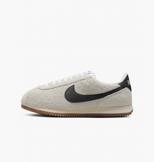 Кросівки жіночі Nike Cortez Vintage Suede Shoes Beige FJ2530-102 фото 2 — інтернет-магазин Tapok