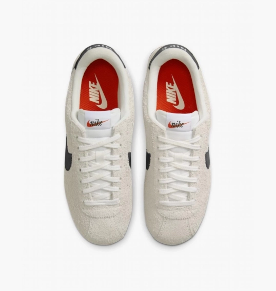 Кросівки жіночі Nike Cortez Vintage Suede Shoes Beige FJ2530-102 фото 5 — інтернет-магазин Tapok