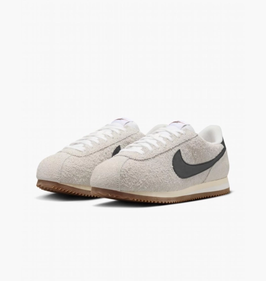 Кросівки жіночі Nike Cortez Vintage Suede Shoes Beige FJ2530-102 фото 6 — інтернет-магазин Tapok