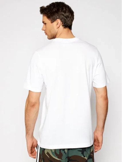 Футболка Adidas Originals (белая) GN3415 фото 2 — интернет-магазин Tapok