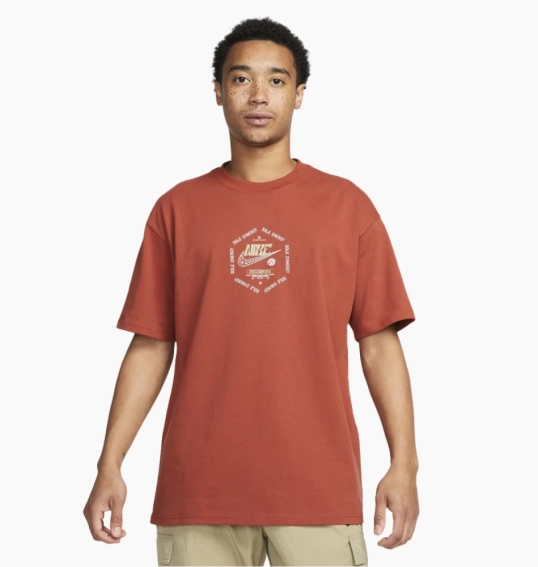 Футболка Nike Max 90 (оранжевая) FD1305-832 фото 1 — интернет-магазин Tapok