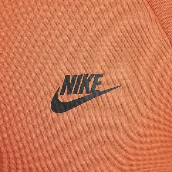 Худые Nike Tech Fleece (оранжевое) HV0949-846 фото 5 — интернет-магазин Tapok